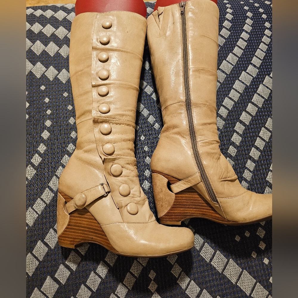 Cream  'period-style' boots size 7